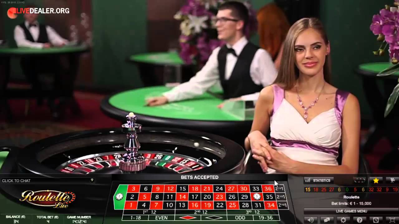 Live Roulette Royale at Lolajack Casino